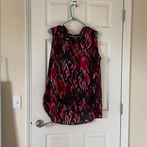 Vince Camuto Top!